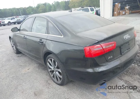 2013 Audi A6 2.0T Premium z USA, uszkodzony, nr VIN WAUDFAFC8DN084226